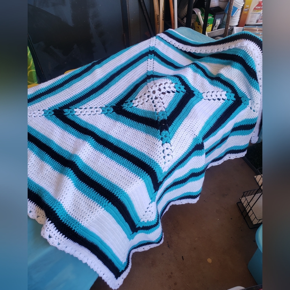 Full size crochet blanket